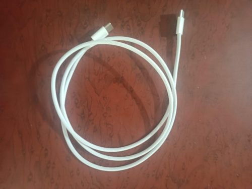 High Speed USB-C to C MFi Certified Nylon-braided Cable for iPhone/Mac (with Fast Charging) photo review