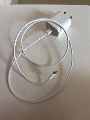High Speed USB-C to C MFi Certified Nylon-braided Cable for iPhone/Mac (with Fast Charging) photo review