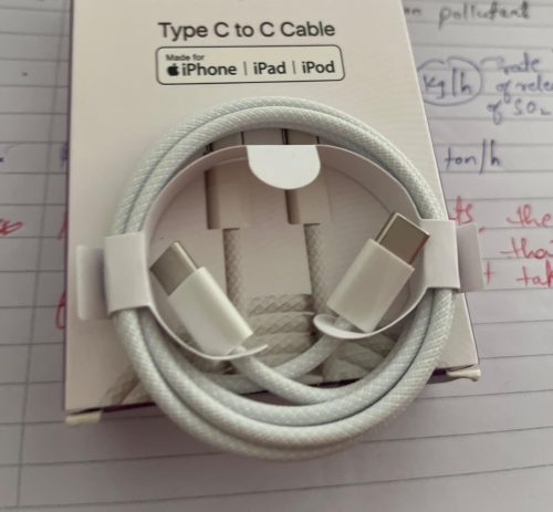 High Speed USB-C to C MFi Certified Nylon-braided Cable for iPhone/Mac (with Fast Charging) photo review