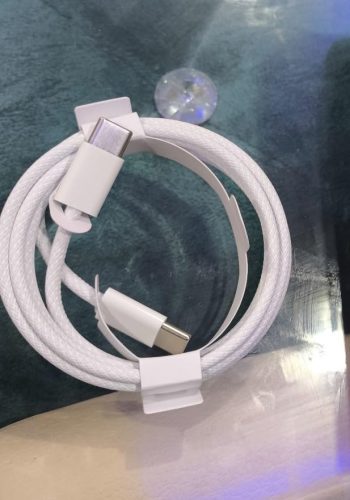 High Speed USB-C to C MFi Certified Nylon-braided Cable for iPhone/Mac (with Fast Charging) photo review
