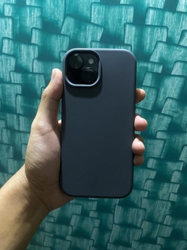 3-Layers Thin Fit, Liquid Silicon, Shockproof Back Cover for iPhone 15 All Models (with Soft Microfiber Lining) photo review