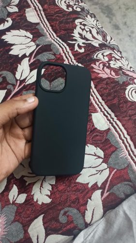 3-Layers Thin Fit, Liquid Silicon, Shockproof Back Cover for iPhone 15 All Models (with Soft Microfiber Lining) photo review